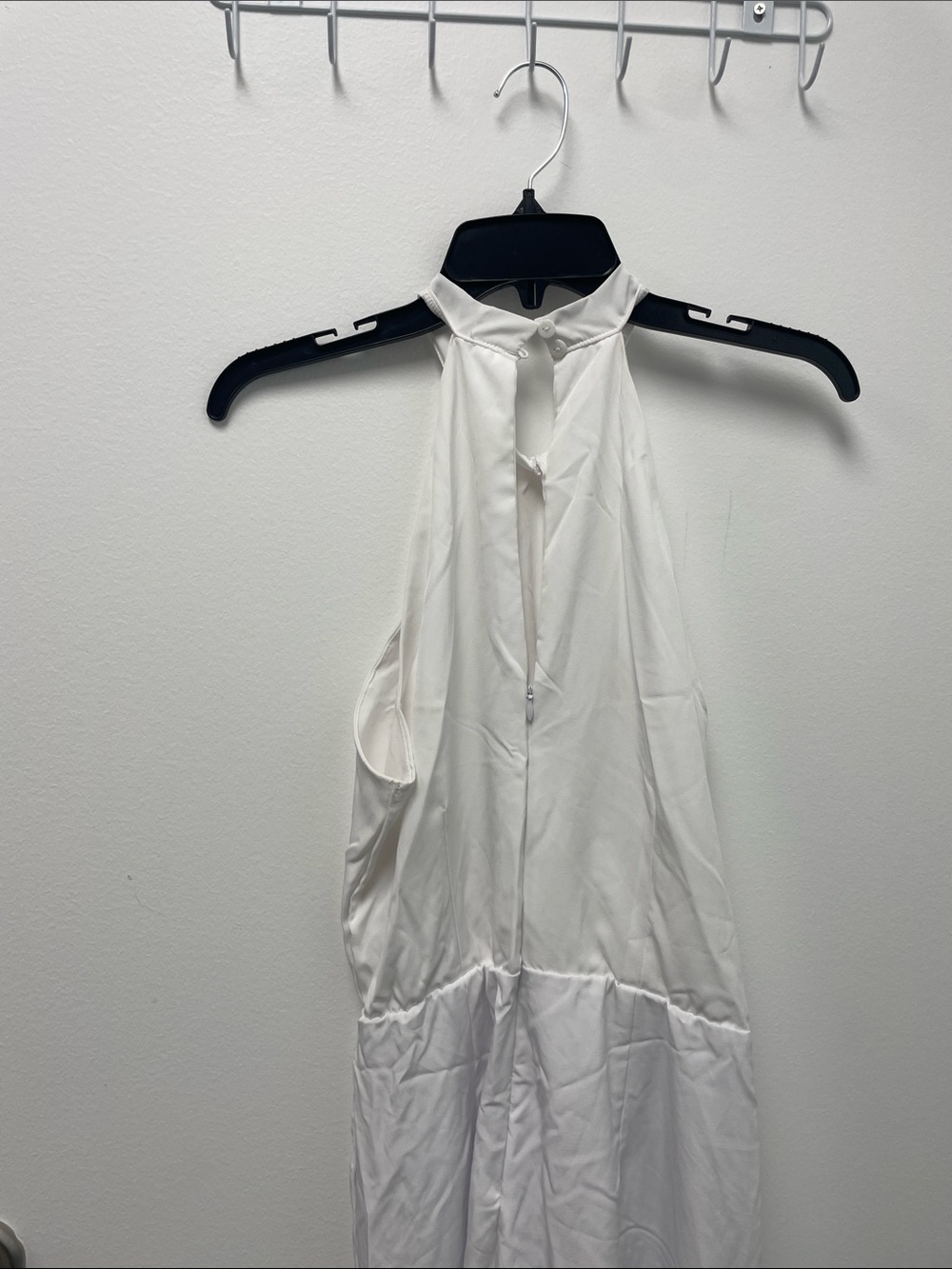 White romper - Picture 4 of 4